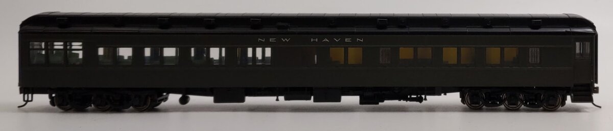 Walthers 932-10467 HO Scale New Haven Pullman Heavyweight Solarium-Observation LN/Box