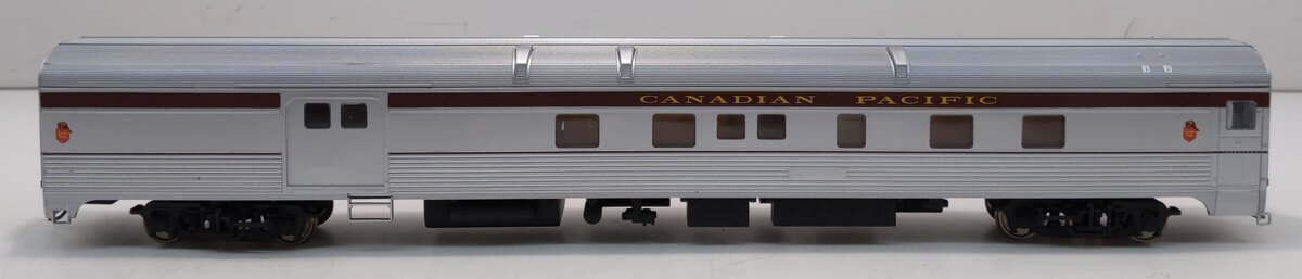 Walthers 932-6469 HO Canadian Pacific 85' Budd Baggage Dormitory Car LN/Box
