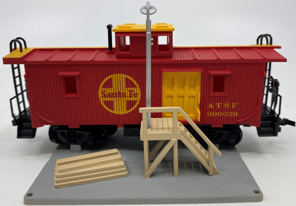 Bachmann 1428 HO Santa Fe Operating Caboose w/Pick-Up Platform #999628 LN/Box