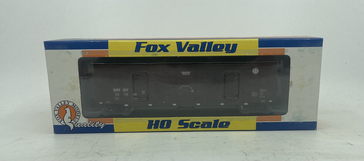 Fox Valley Models 30223 HO Scale BNSF 7 Post Box Car #727082