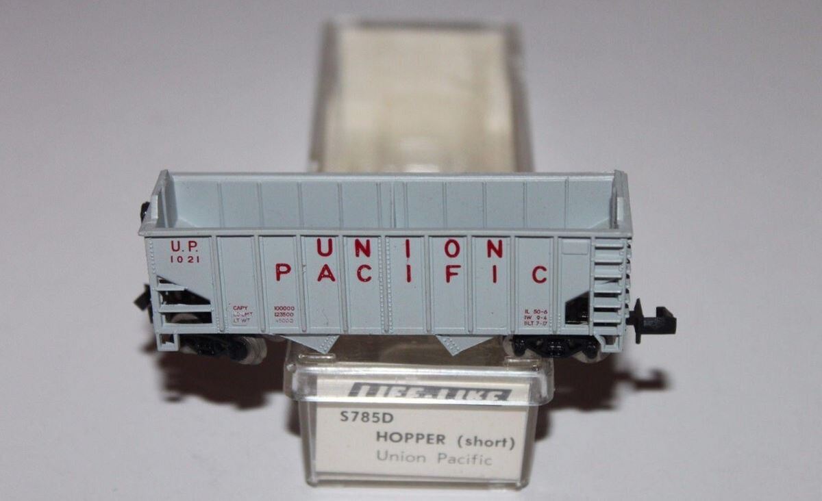 Life Like S785D N Scale Union Pacific Hopper #1021 LN/Box
