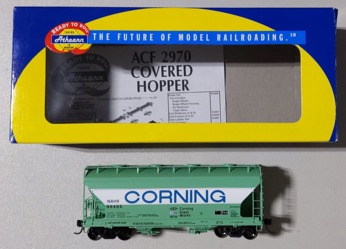 Athearn 93962 HO Scale Corning Glass Works ACF 2-Bay Hopper #90405 LN/Box