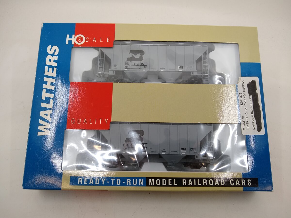 Walthers 932-25372 HO BN Trinity 100T Cement Covered Hoppers (Pack of 2)