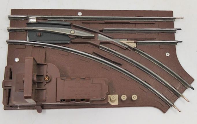 Lionel 6-65122 O 27" Right Hand Remote Control Switch Turnout LN/Box