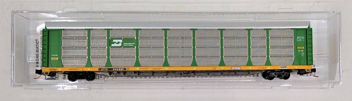 Micro-Trains 11100032 N BN 89' Tri-Level Enclosed Autorack #820955