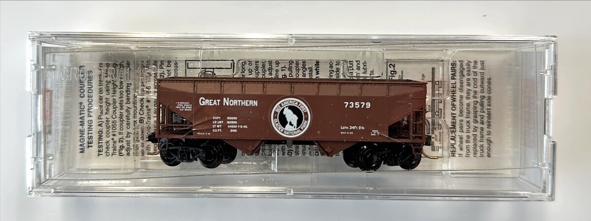 Micro-Trains 05500420 N Great Northern 33' Offset Sided Twin Bay Hopper #73579 LN/Box