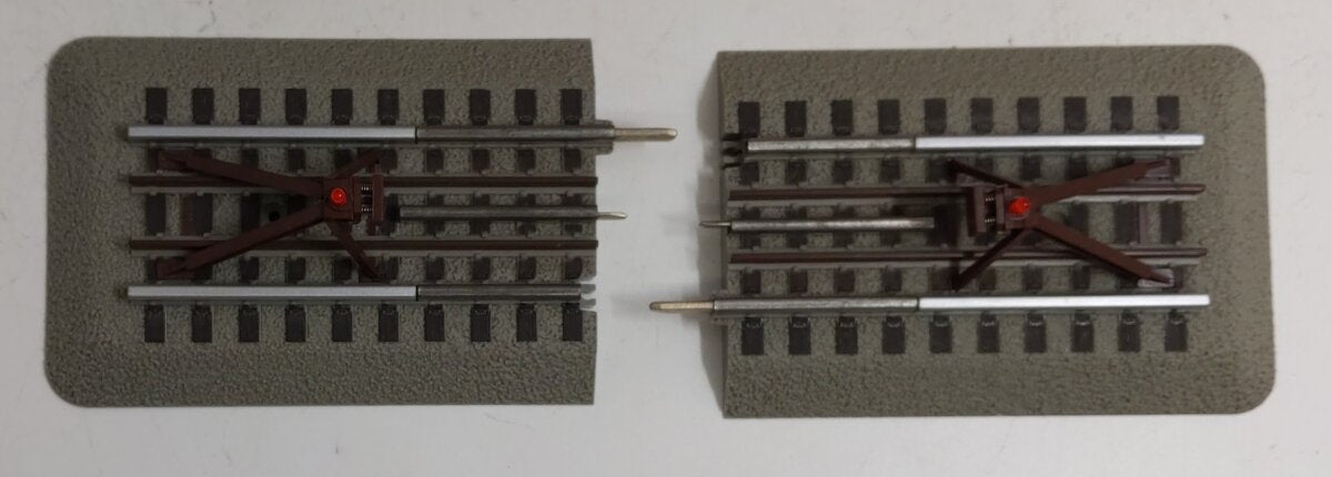 Lionel 6-12035 O Gauge FasTrack Lighted Bumpers (Pack of 2) LN/Box
