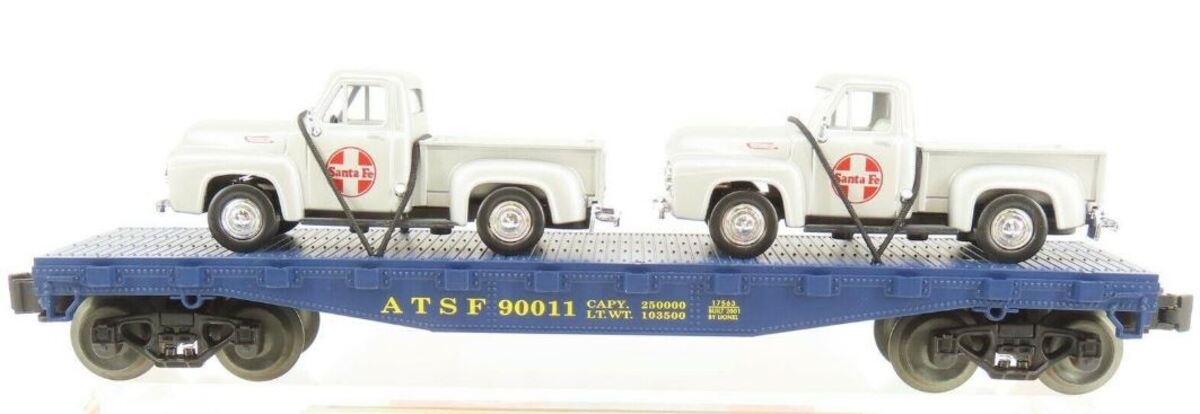 Lionel 6-17563 O Gauge Santa Fe Flatcar w/ Two 1953 Pickups LN/Box