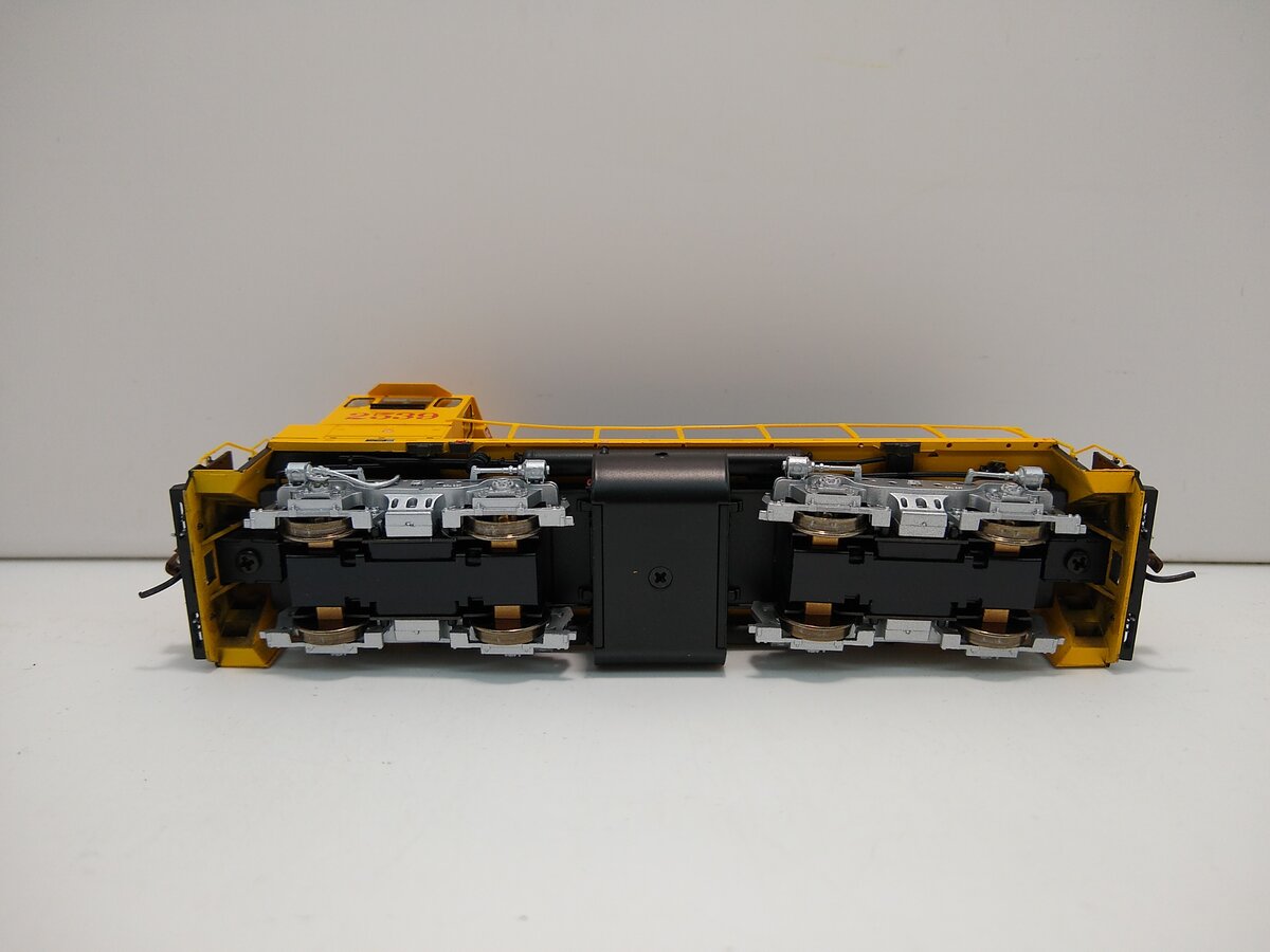 Athearn 96650 HO Southern Pacific RTR Diesel Locomotive #2539 MT/Box