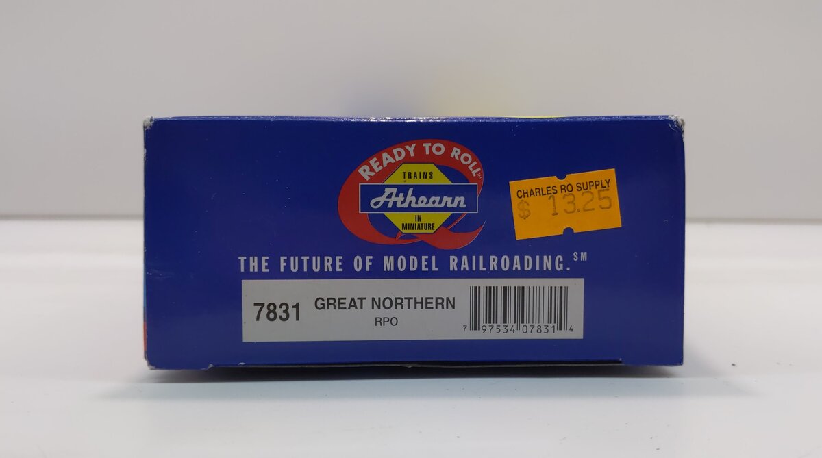 Athearn 7831 HO Scale Great Northern RPO Passenger Car #32 EX/Box