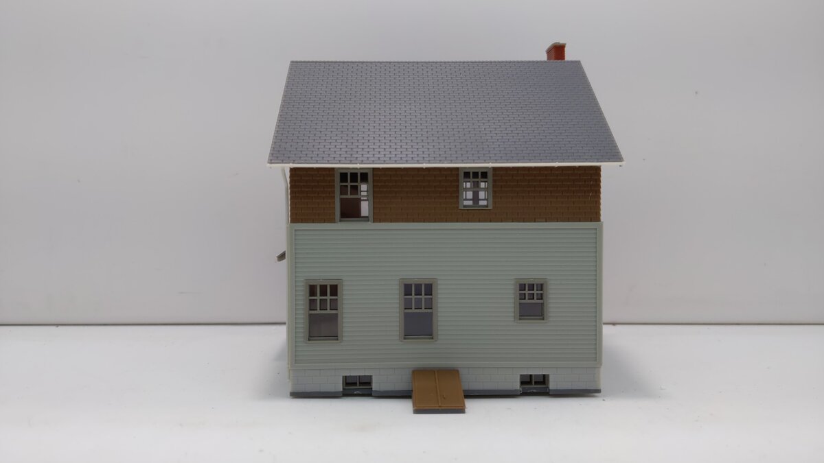 Atlas 611 HO Lovely Ladies Home Series Kate's Colonial Home Assembled