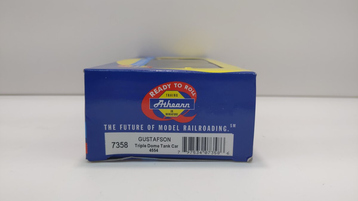 Athearn 7358 HO Scale Gustafson Bros Oil Co Tripple Dome Tank Car #4554 LN/Box