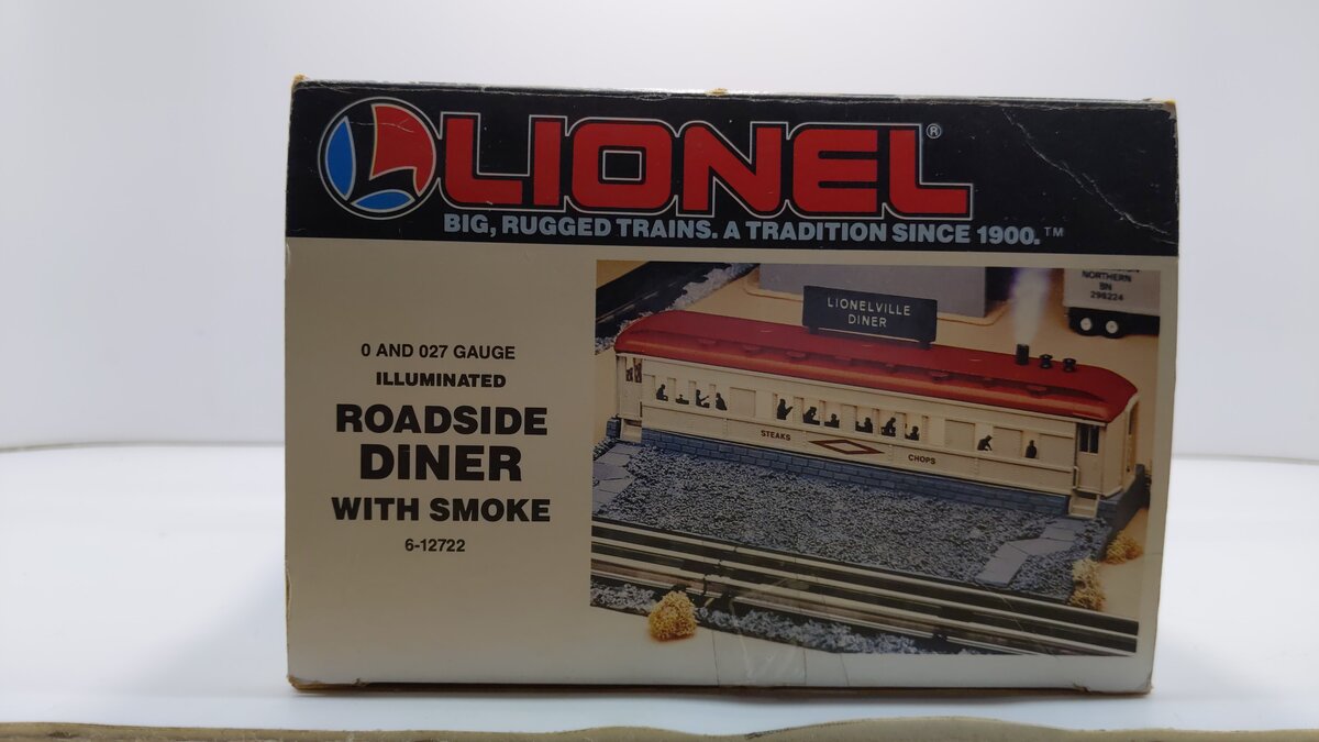 Lionel 6-12722 O Gauge Illuminated Roadside Diner w/Smoke Stack LN/Box