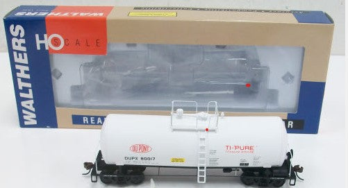 Walthers 932-7214 HO Scale UTLX 16,000 Gallon Dupont Funnel Flow Tank Car