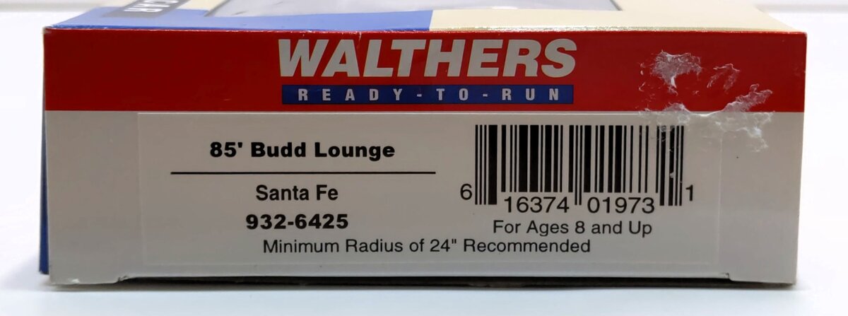 Walthers 932-6425 HO Scale Santa Fe 85' Budd Lounge Car LN/Box