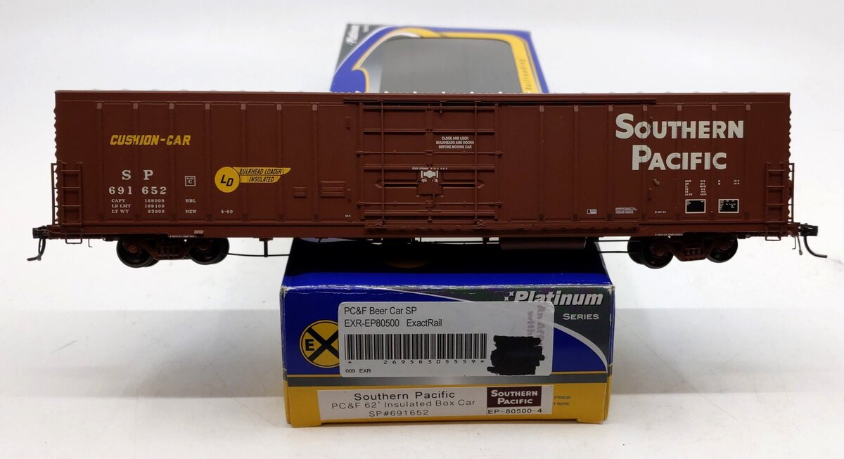 ExactRail EP-80500-4 HO Southern Pacific PC&F 62'''' Insulated Box Car #691652