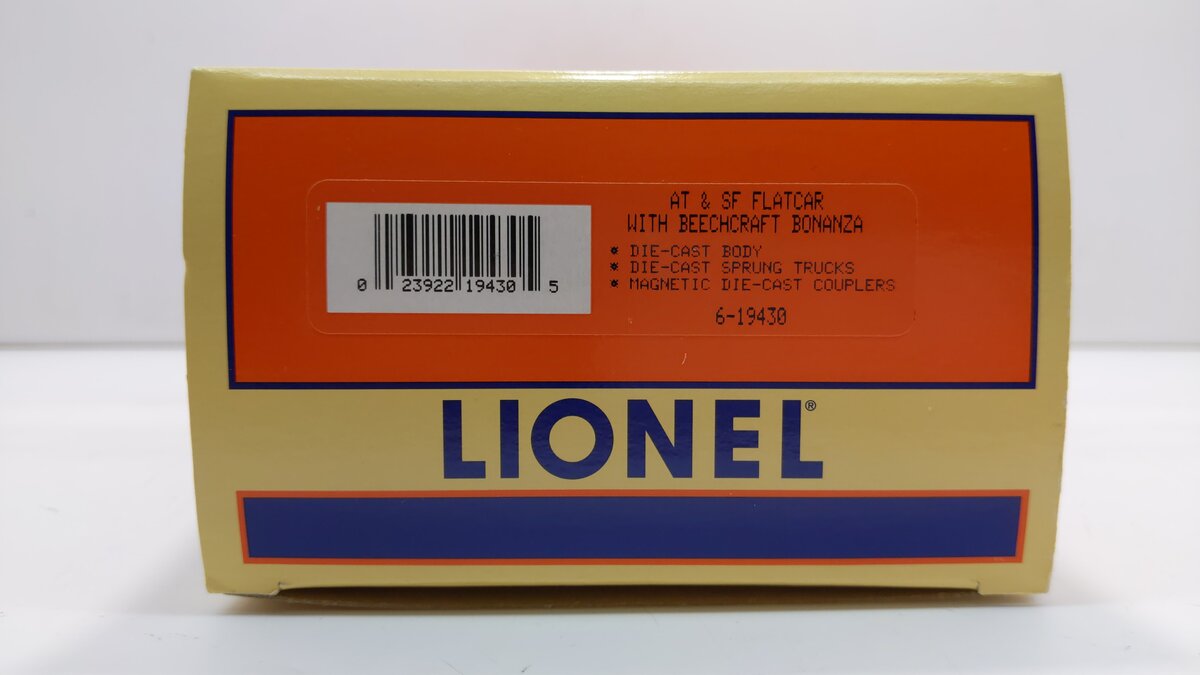 Lionel 6-19430 O Gauge AT&SF Flatcar # 6411 w/Beechcraft Bonanza LN/Box