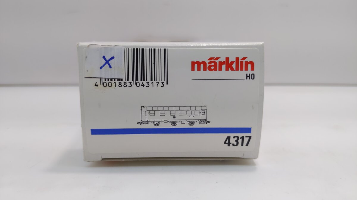 Marklin 4317 HO Scale DB 1st/2nd Passenger Coach