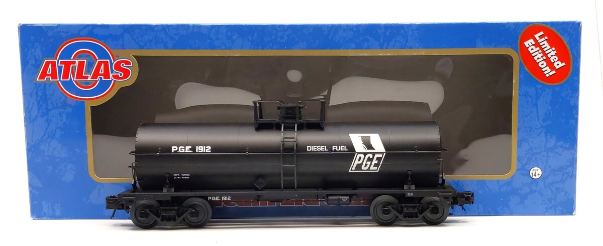 Atlas 8243-2 O Pacific Great Eastern 11,000 Gallon Tank Car #1912 NIB