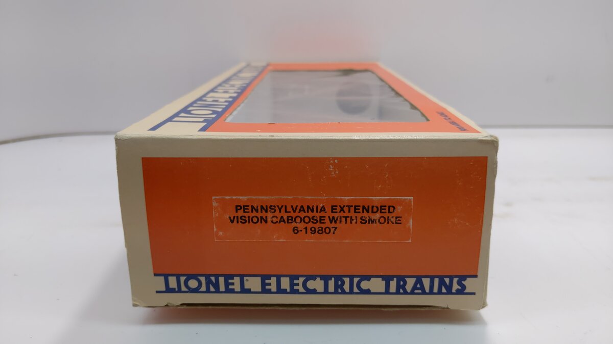 Lionel 6-19807 O Gauge Pennsylvania Extended Vision Smoking Caboose #19807 LN/Box