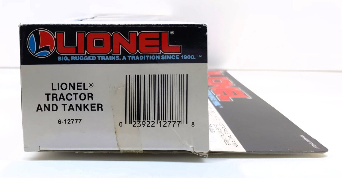Lionel 6-12777 O Gauge Chevron Tractor and Tanker