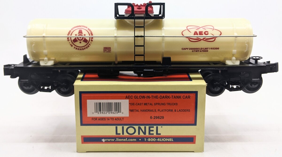 Lionel 6-29629 O Gauge AEC Glow In The Dark Tank Car LN/Box