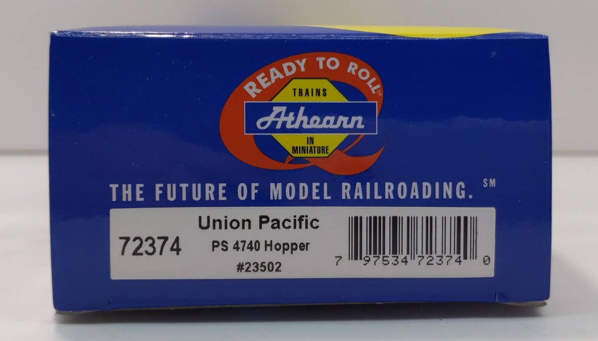Athearn 72374 HO Union Pacific RTR 54'' PS Covered Hopper #23502