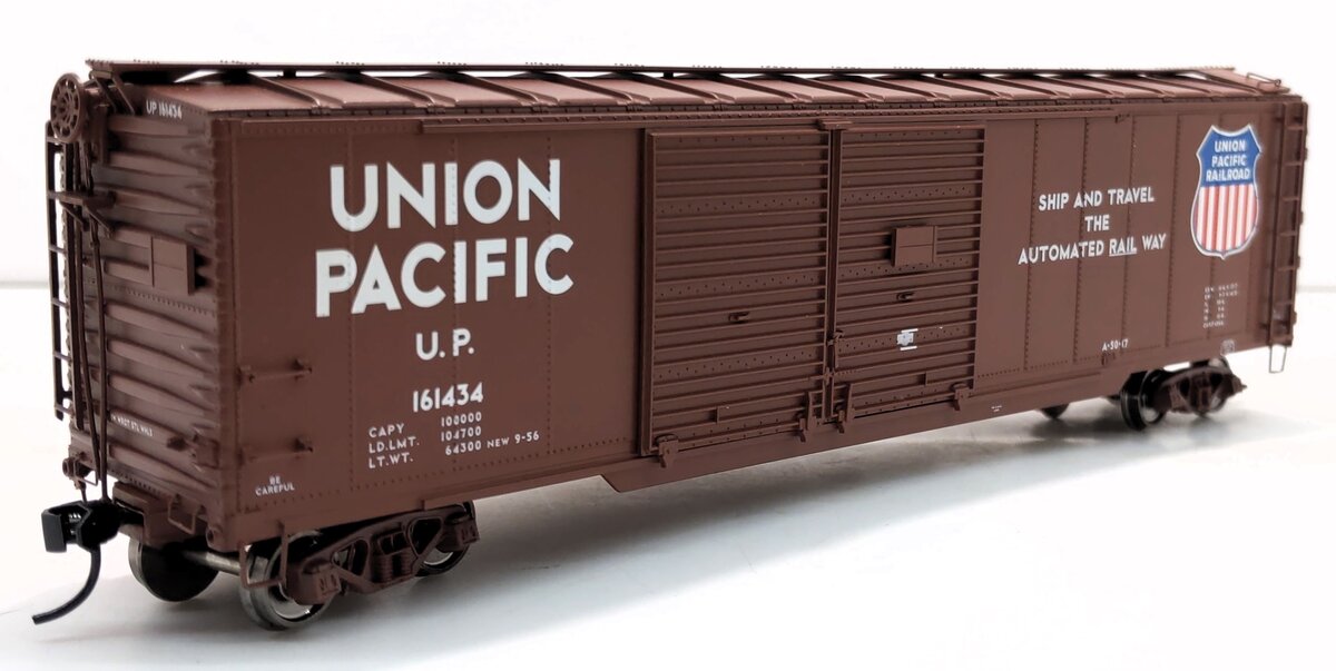Walthers 101657 HO Scale UP 50' AAR Double Door Boxcar #161434