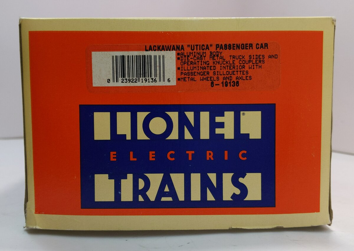 Lionel 6-19136 O Gauge Lackawanna "Utica" Illuminated Passenger Car MT/Box