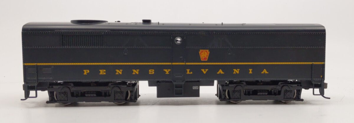 Bachmann 64806 HO Pennsylvania ALCO FB2 Diesel Locomotive - DCC Ready