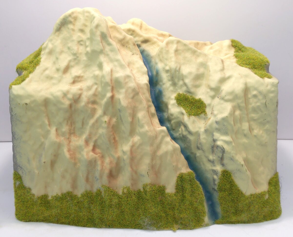 Model Power 6090 O Scale Staight Tunnel