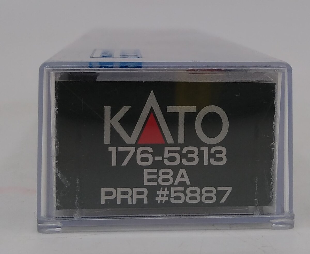 Kato 176-5313 N Pennsylvania EMD E8A Diesel Locomotive #5887