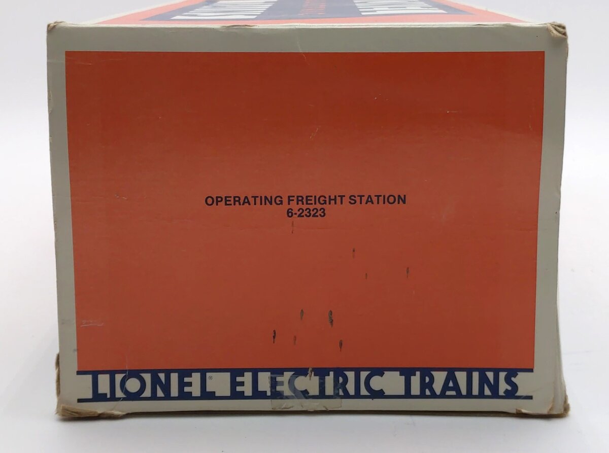 Lionel 6-2323 O Operating Freight Station LN/Box