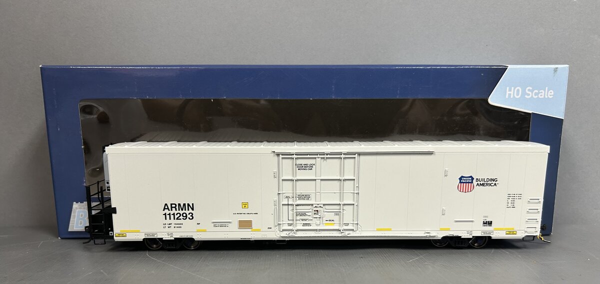 BLMA Models 52039 HO Union Pacific "ARMN" Trinity 64' Reefer #111293