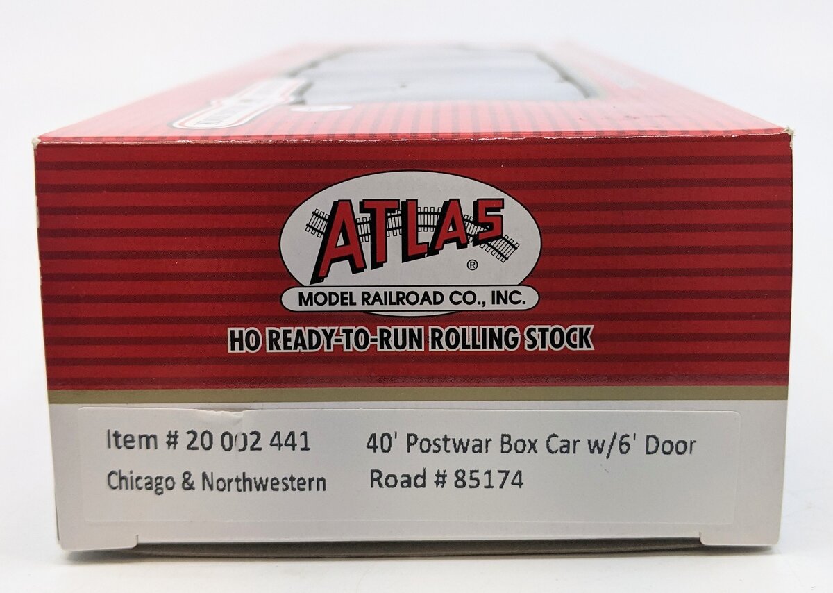 Atlas 20002441 HO Scale Chicago & Northwestern 40' Postwar Box Car #85174