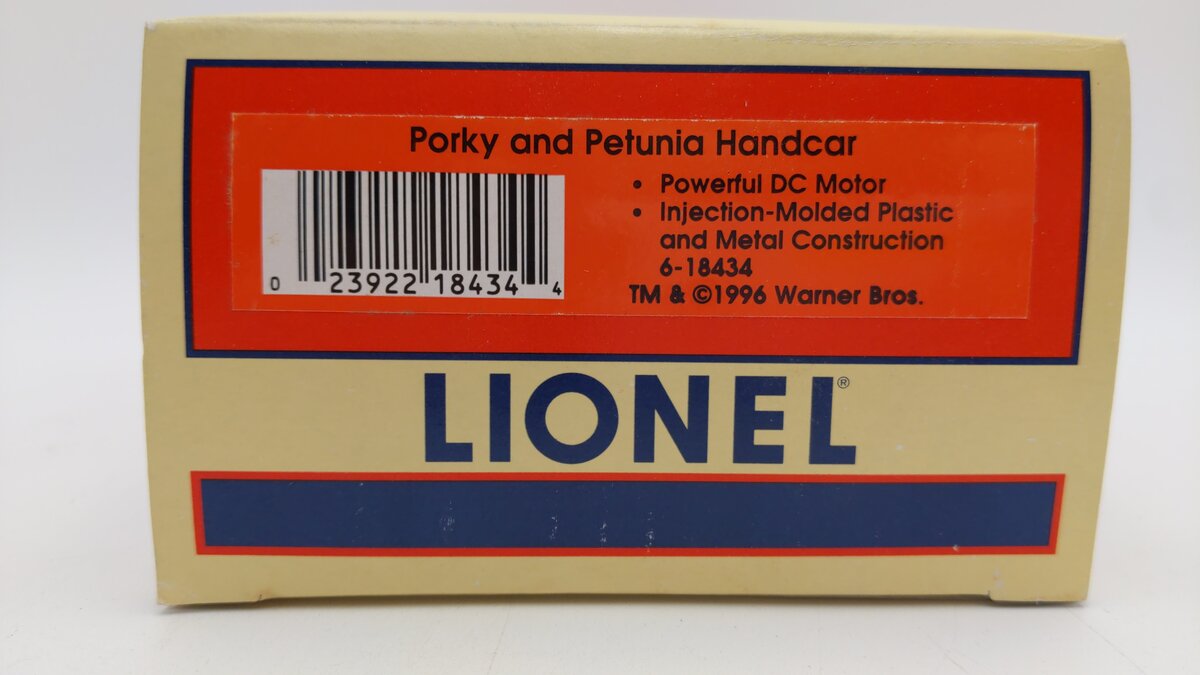 Lionel 6-18434 O Gauge Porky & Petunia Operating Handcar LN/Box