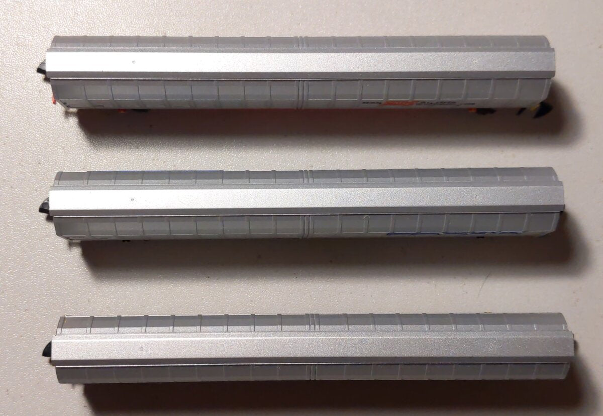 Marklin 82418 Z Swiss Federal Railways Sliding Wall Boxcars (Set of 3)
