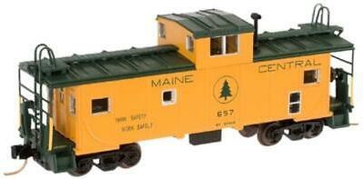 Atlas 43111 N Scale MEC Cupola Caboose #657
