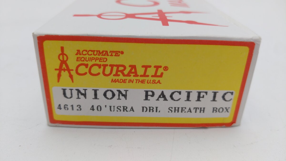 Accurail 4613 HO UP 40' USRA Double Sheath Boxcar #127889 Kit