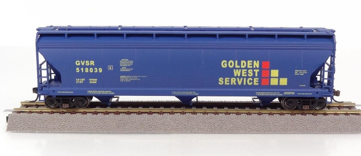 Accurail 2032.1 HO Golden West Service ACF 3 Bay CVD Hopper Kit