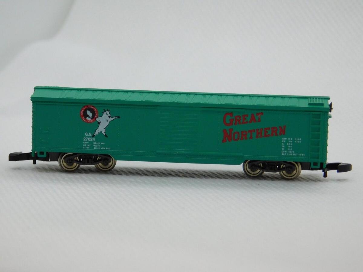 Marklin 8693A Z Great Northern Single Door Boxcar #27024 LN/Box