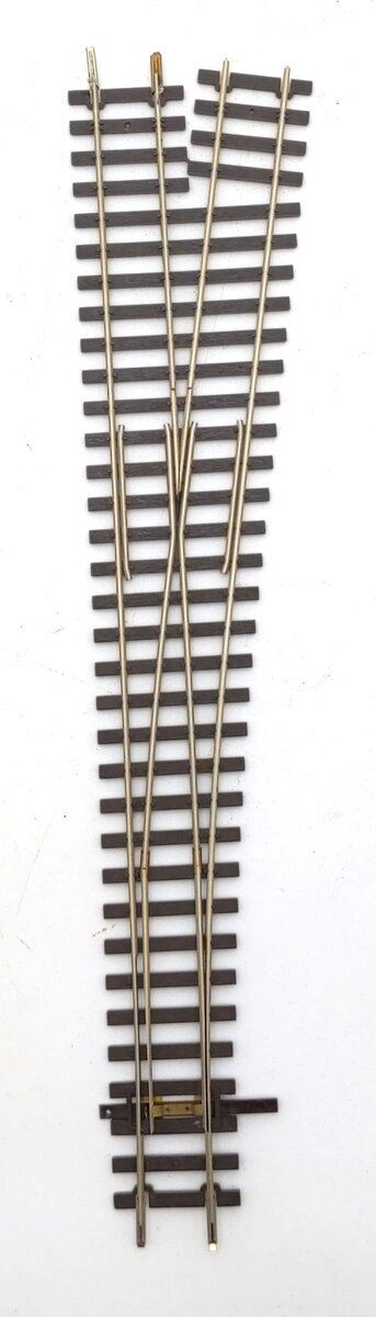 San Juan Car Co 5008 On3 Code 100 #6 Turnout with Gapped Frog Rails Right Hand