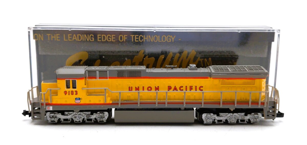 Locomotive Diesel Bachmann Spectrum GE DASH 8-40C – Échelle HO – CNW 8526