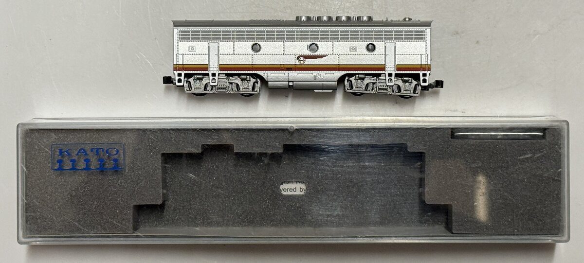 Kato 176-1122 N ATSF EMD F3B Diesel Locomotive – Trainz