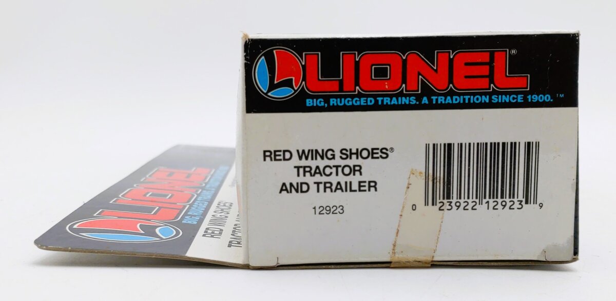 Lionel 6-12923 O Gauge Red Wing Shoes Tractor & Trailer LN/Box