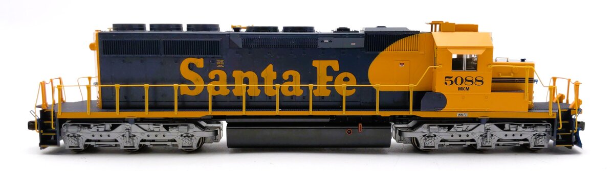 Kato 37-6617 HO Santa Fe EMD SD40-2 Diesel Locomotive #5088