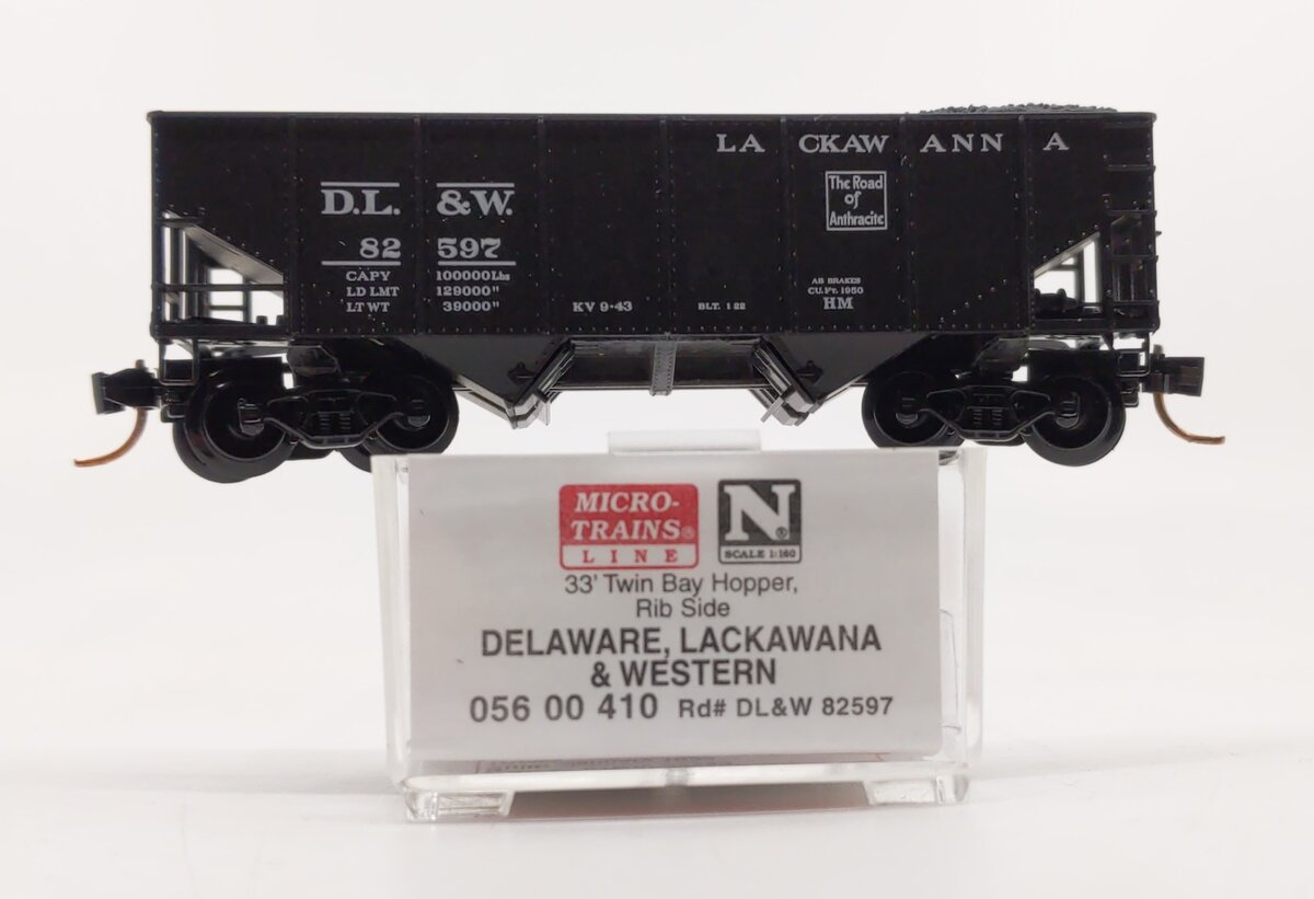 Micro-Trains 05600410 N DL&W 33' Twin Bay Rib Side Hopper w/Load #82597