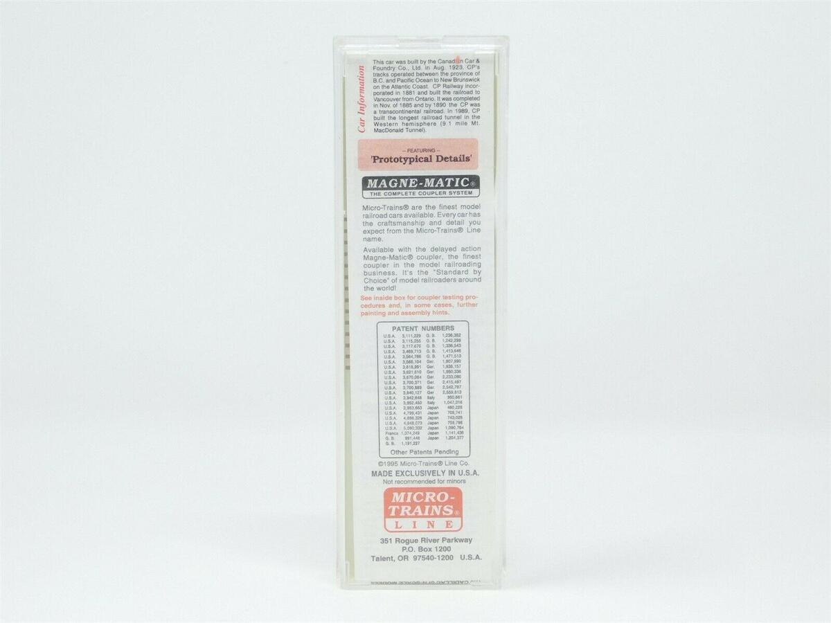 Micro-Trains 04400040 N Canadian Pacific 50' Straight Side Flatcar #300055