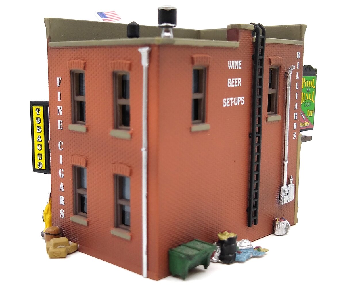 Woodland Scenics BR4923 N Built-&-Ready Corner Emporium Building W/LED