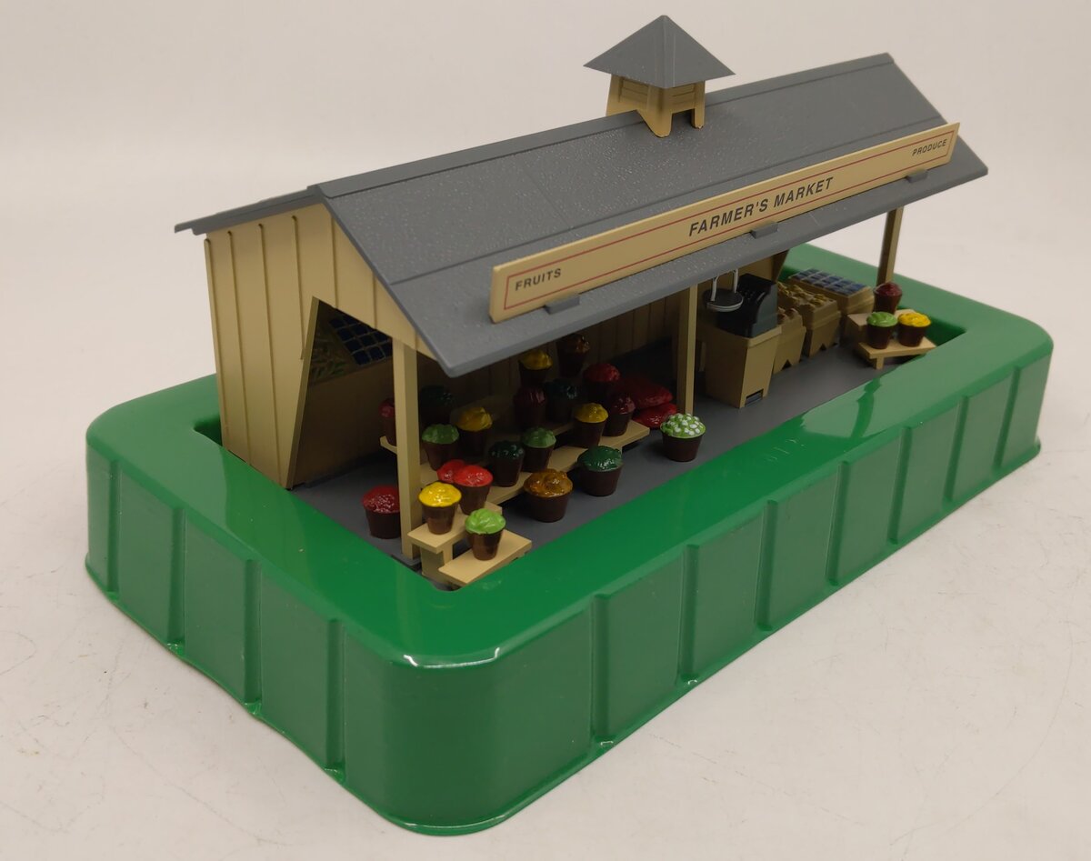 Bachmann 45314 O Plasticville Built-Up Roadside Fruit & Vegetable Stand Building